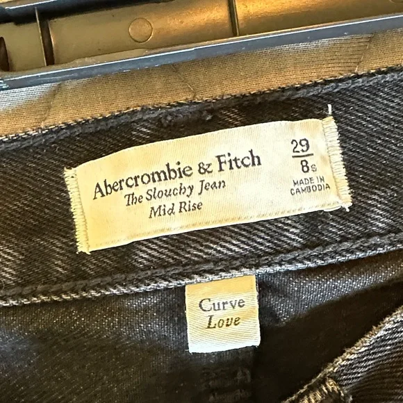 Abercrombie & Fitch Black The Slouchy Jean Mid Rise Curve Love - Picture 4 of 8